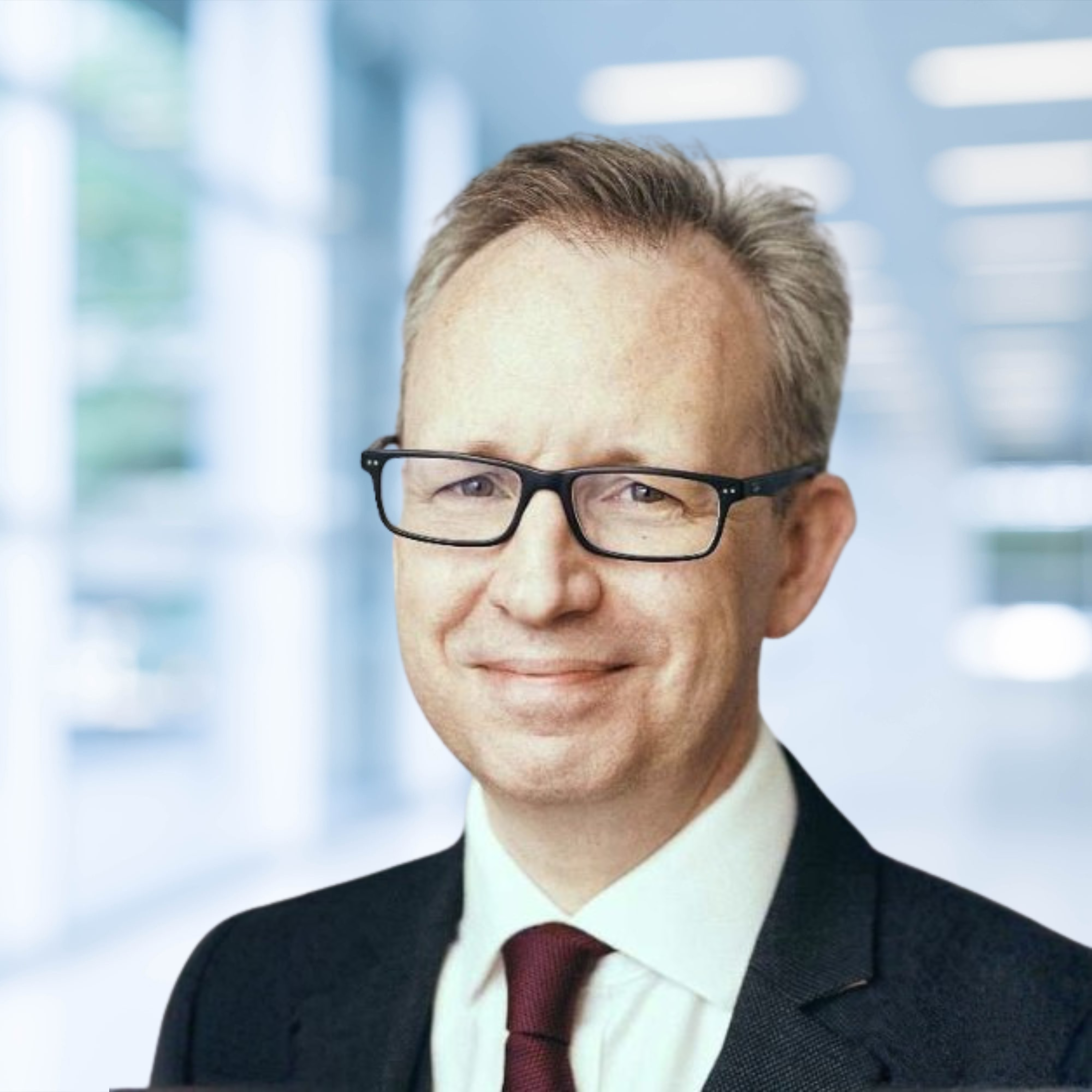 Robin | Barrister Profile Photo
